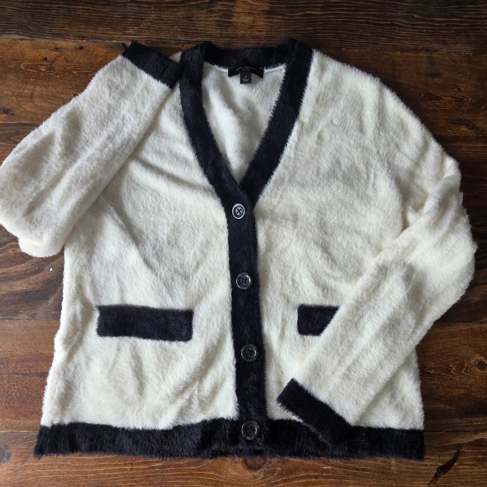 Ann Taylor L Petite Cream Black Fuzzy Trim Cardigan Sweater‎ Button Front Cozy